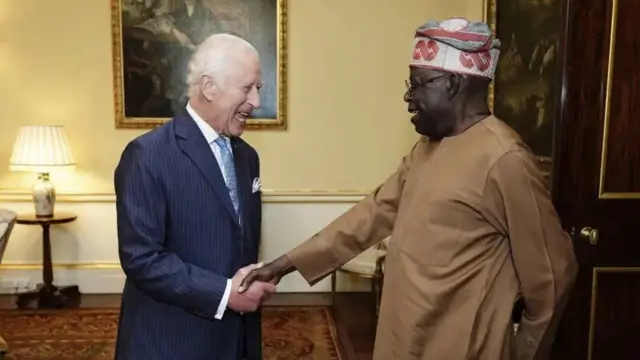 Onyeisiala Tinubu na Eze mba Inglandị