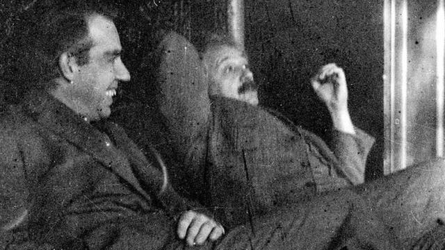 Niels Bohr e Albert Einstein