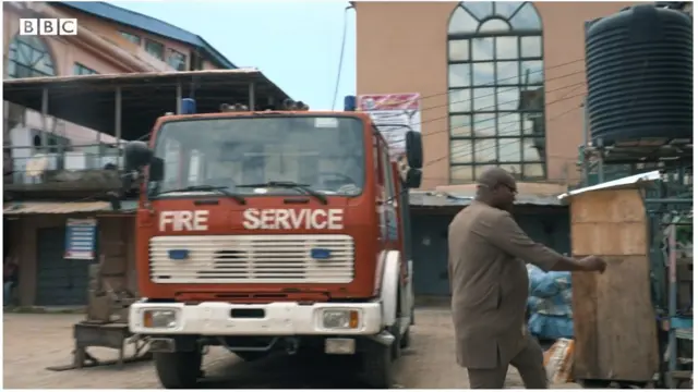 Ụgbọ mmenyụ ọkụ Alaba International