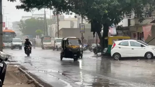 ગુજરાત, વરસાદ, ચોમાસું, ધોધમાર વરસાદ, સૌરાષ્ટ્ર-કચ્છ, બીબીસી ગુજરાતી