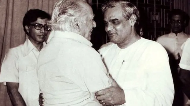 ફૈઝ અહમદ ફૈઝ અને અતલ બીહારી વાજપેયી