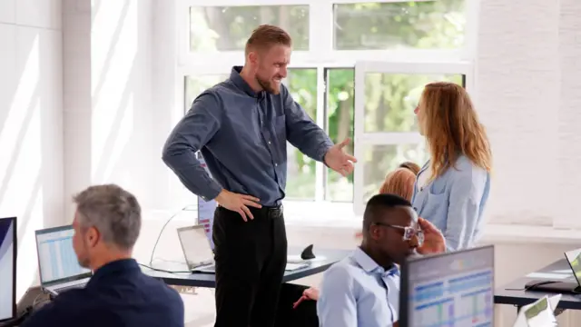 ਆਫ਼ਿਸ 'ਚ ਅਫ਼ੇਅਰ