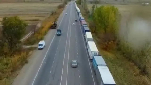 Кыргызстан 2015-жылы ЕАЭБке киргенден кийин кыргыз дыйкандары айыл чарба продукцияларын Россия менен Казакстандын ондогон шаарларына барып сатканга мүмкүнчүлүк алышты.