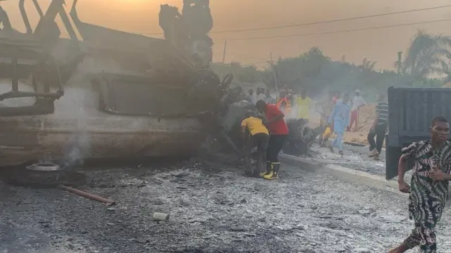 Ihe mberede mere n'Epe