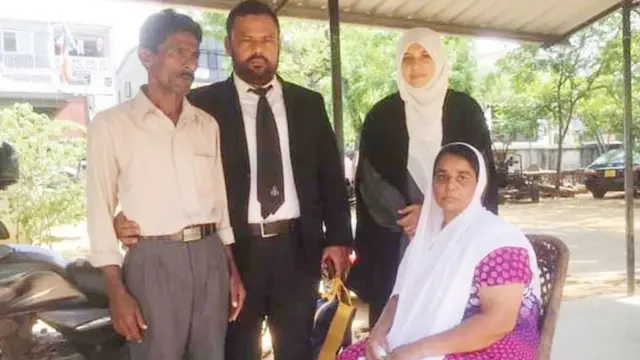 தனது சட்டத்தரணிகள் மற்றும் கணவருடன் மஸாஹிமா