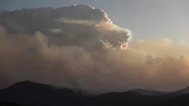 شهدت استراليا خلال عاميْ 2019 و2020 مجموعة من السحب الرعدية الركامية، على نطاق لم يُسبق رصده من قبل