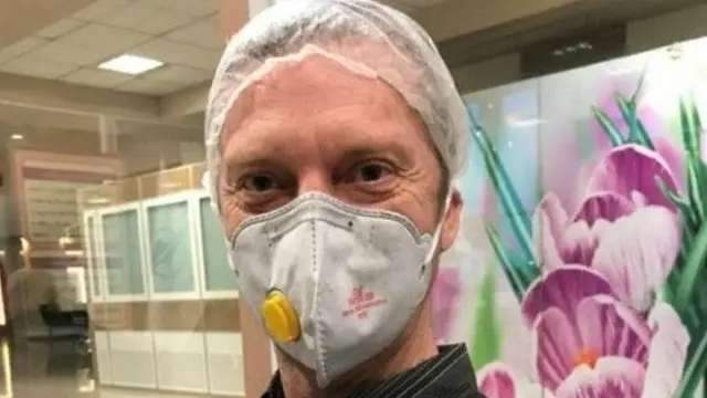 آقای وایت که نظامی سابق آمریکا است برای توهین به رهبر جمهوری اسلامی و انتشار عکسی خصوصی در ایران به حبس محکوم شده است