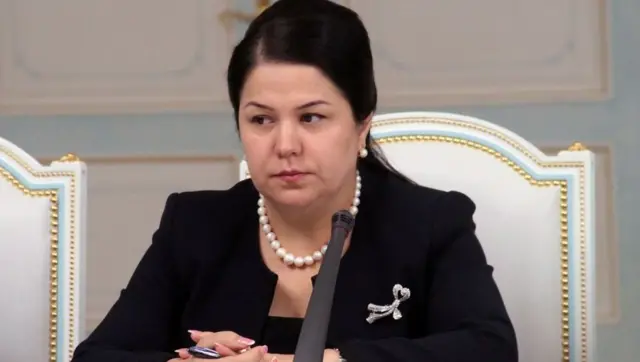 آزاده، دختر رئیس‌جمهور