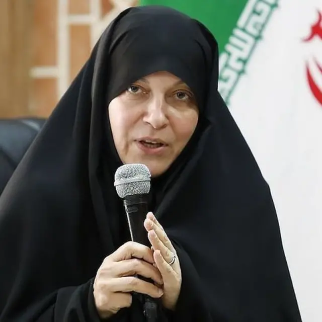 فاطمه رهبر د ایران بنسټپالو او د "موئلفه اسلامي" ګوند غړې ده