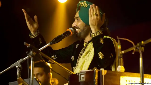 ਸਤਿੰਦਰ ਸਰਤਾਜ