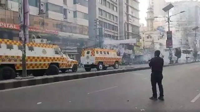 সাম্প্রতিক সহিংসতার সময়ে তোলা ছবি 