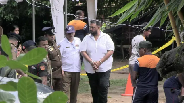 'ලොකු අයියා' හෙවත් ඉසුරු අනුෂ්ක නමැති පුද්ගලයා පොලිසිය විසින් අත්අඩංගුවට ගෙන ඇත.