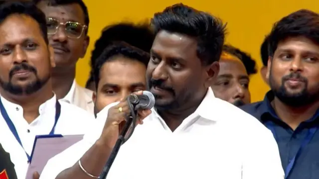 விஜய் 