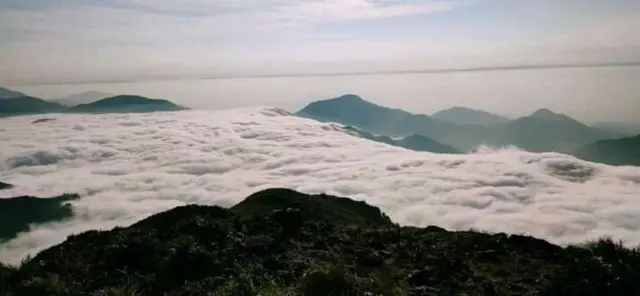 చెరువులవేనంలో మంచు మేఘాలు