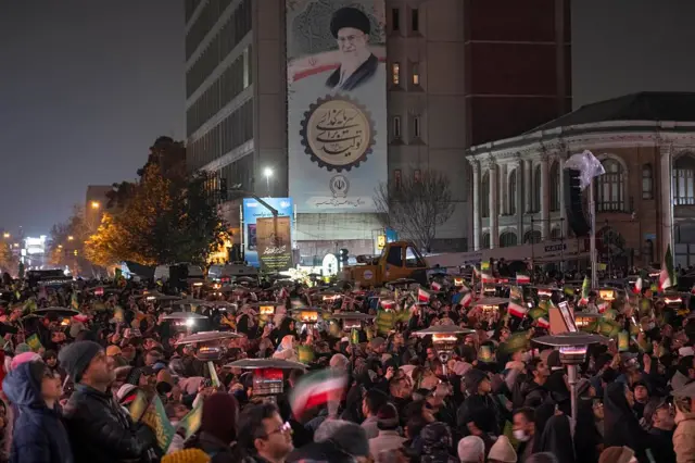 இரானுக்கான ராணுவ திட்டங்கள் பற்றி டிரம்புக்கு விளக்கம் - என்ன நடக்கிறது?