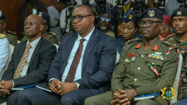 Deputy defence minister and some of di security chiefs 