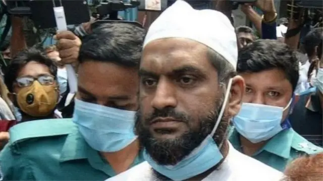 রোববার আটক করা হয় মামুনুল হককে