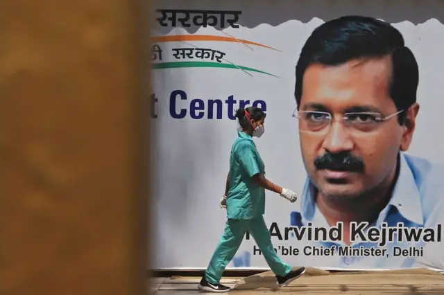 অরবিন্দ কেজরিওয়ালের গ্রেফতারের বিরুদ্ধে সরব হয়েছে বিরোধীরা।