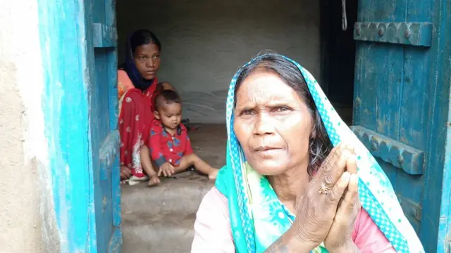 मृतक ब्रह्मदेव की मां मालती देवी