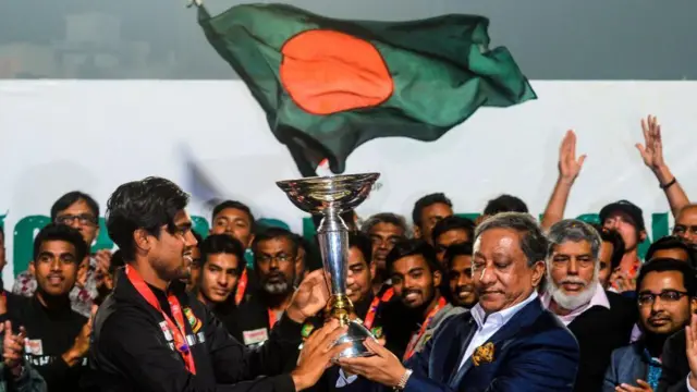 ভারতকে হারিয়ে অনুর্ধ্ব ১৯ বিশ্বকাপ জয় বাংলাদেশের ক্রিকেটের বড় সাফল্য