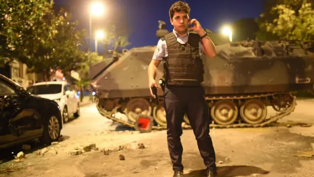 Farklı kentlerdeki soruşturmalar kapsamında yeni iddianamalerin hazırlanması sürüyor.