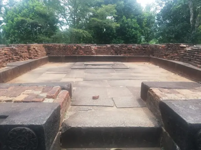 பெரண்டி ஆலயம்