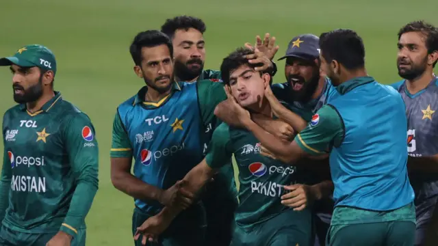 নাসিম শাহ