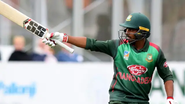 ক্রিকেট, বাংলাদেশ, মোসাদ্দেক