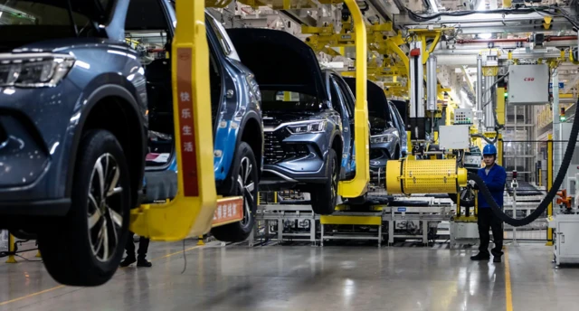 끊임없는 혁신과 목표 지향적 교육이 중국 배터리 제조업체들이 경쟁에서 앞서 나가도록 도왔다