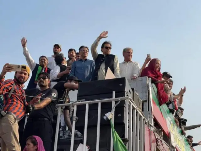 इमरान ख़ान का मार्च