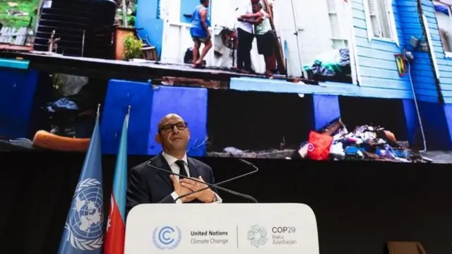 سایمون استیل، دبیر اجرایی تغییرات اقلیمی سازمان ملل در باکو