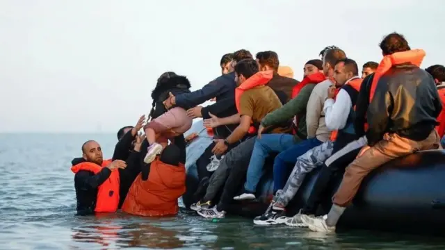 Мигранттар