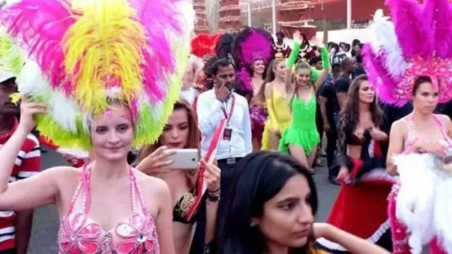 سامبا رقاصہ