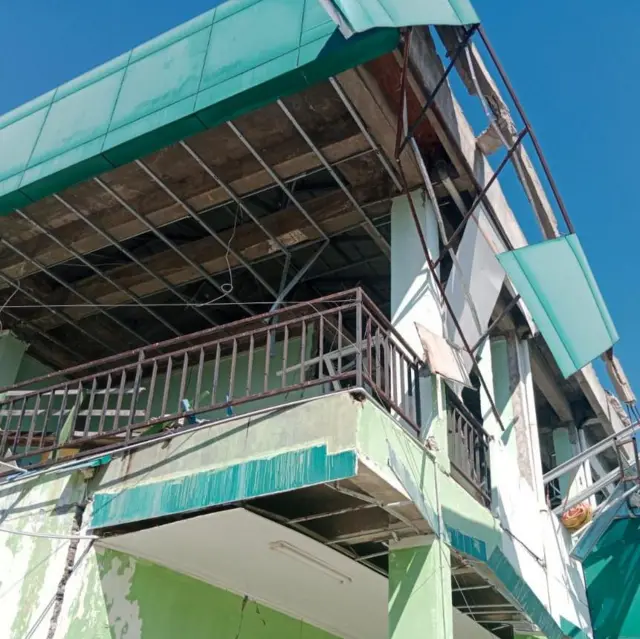 Gempa NTT, Flores
