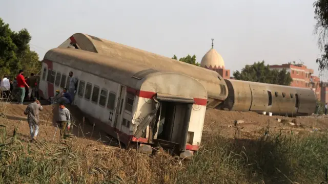 Masriitti balaa baaburaa ji'a tokko keessatti yeroo lammaffaaf qaqqabeen lubbu namoota 11 darbee kanneen 98 ta'an irra ammoo miidhaan qaqabe.