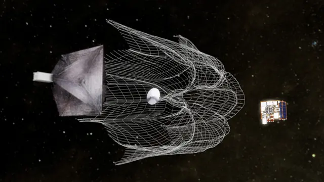 Red espacial que recoge basura