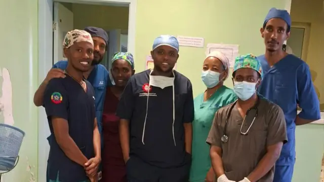 Garee wal'aansa kana keessatti qooda fudhate