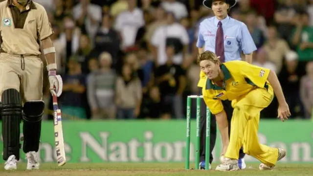 ఆసిస్ బౌలర్ మెక్‌గ్రాత్