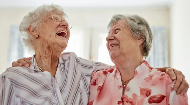 Айрымдар өлөр күнүн билсе да, өлүмгө каршы күрөшпөй эле, калган убактысын өздөрүн кубандырган иштерге арноо чечимин чыгарышы дагы ыктымал 