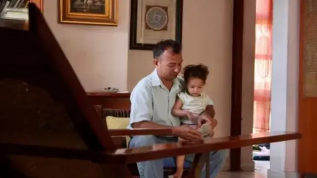 मुलांचे संगोपन