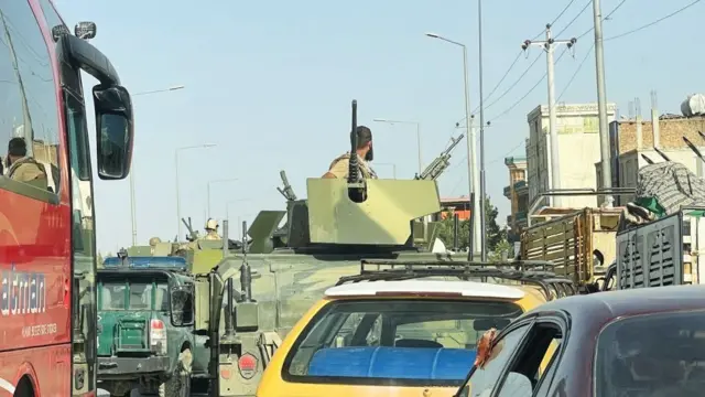 Əfqan təhlükəsizlik qüvvələri Kabildə keçik çəkir - 15 avqust 2021-ci il