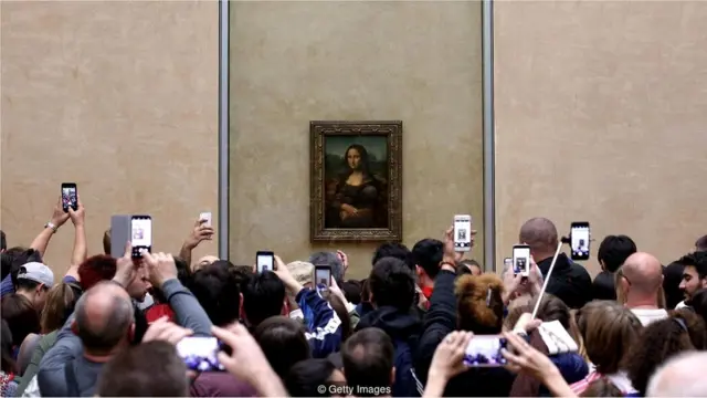 मुस्कुराहट