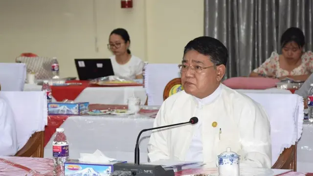 ဒေါက်တာသာထွန်းကျော်ဟာ သတင်းပြန်ကြားရေးအထောက်အကူပြုအဖွဲ့ကို ဦးဆောင်မှာ ဖြစ်ပါတယ်။