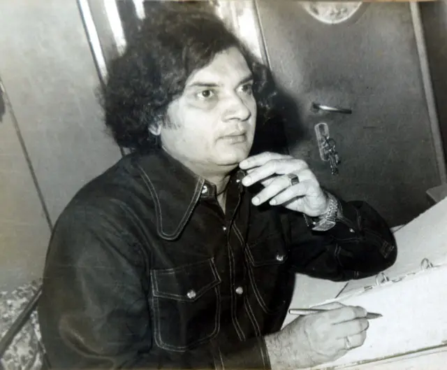 રમેશ મહેતાની તસવીર