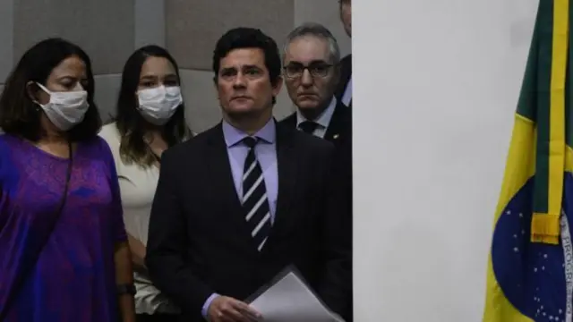 Moro pouco antescopa 2030anunciar demissão e acusar Bolsonarocopa 2030tentar interferir na PF