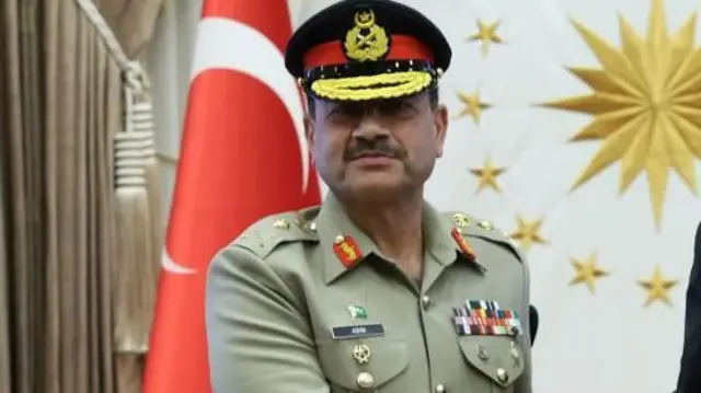 आसिम मुनीर