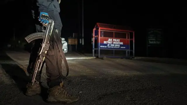 हमले के बाद जम्मू-कश्मीर में बढ़ाई गई सुरक्षा