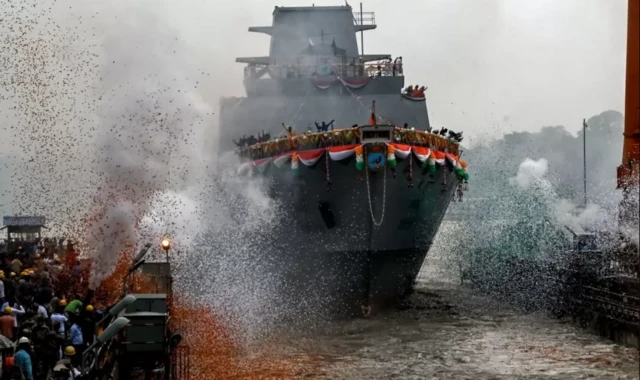 تدشين سفينة 