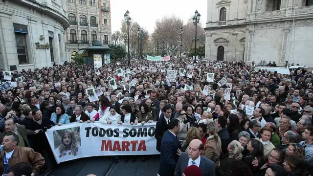 Marchabets 96Sevilha pede justiça pelo desaparecimento e mortebets 96Marta del Castillo