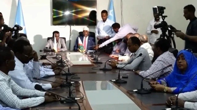 Goobtii uu Shariif Xasan kaga dhawaaqayey is casilaaddiisa